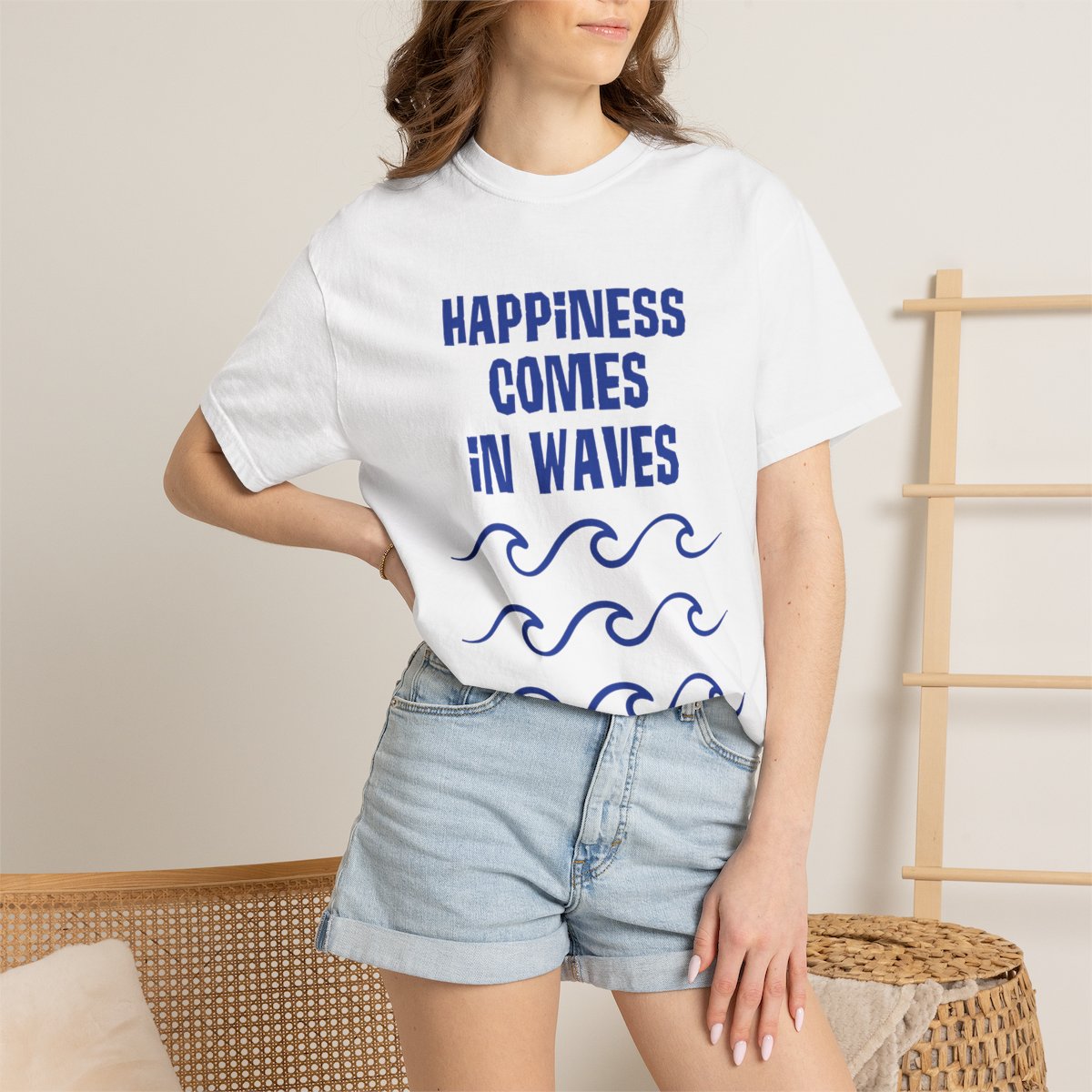 Happiness Comes In Waves - White lifestyle